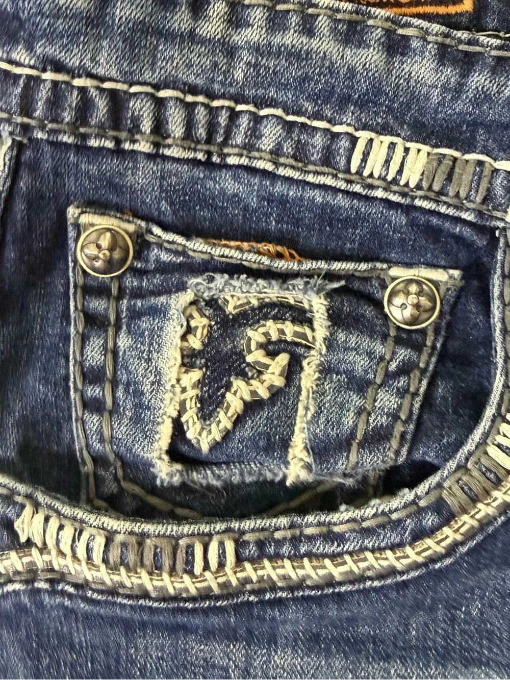Rock revival Benson jeans,‎ 36 X 29 relaxed straight boho distressed y2k flap